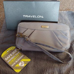 Travelon Safe ID Wallet